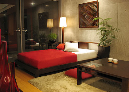 http://aflat.jp/topic/in-the-room/1080/index.html